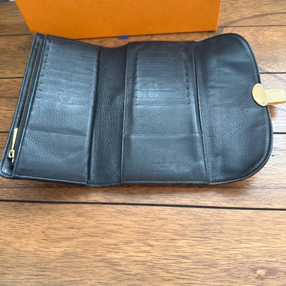 Louis Vuitton Portefeuille Amelia Long Wallet with Unbranded Adjustable Chain - Picture 2 of 5